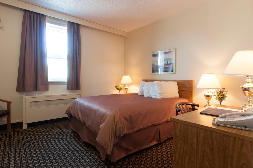 Assiniboine Gordon Inn On The Park Winnipeg Esterno foto